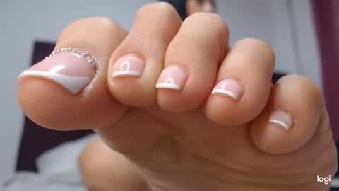 Snapshot of ash_nicefeet chatting on January 15, 3:33 am ashley online show from January 15, 3:33 am