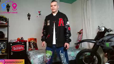 ash_wingrant online show from February 26, 11:02 am