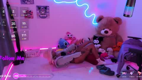 AshantiINDEPENDENT MODEL online show from October 12, 11:28 pm