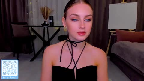 your pretty Ashley online show from February 14, 5:14 pm
