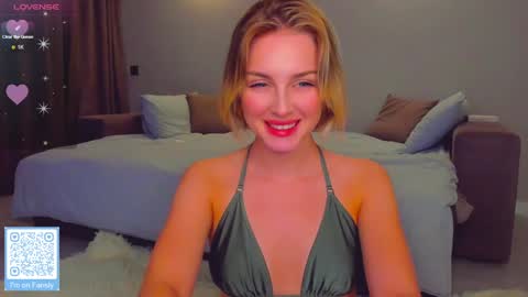 your pretty Ashley online show from January 23, 6:45 pm