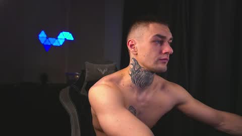 Snapshot of asher_88 chatting on February 12, 5:58 am Jerk Machine online show from February 12, 5:58 am