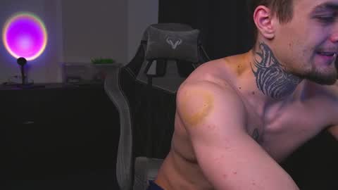 Snapshot of asher_88 chatting on January 31, 7:07 am Jerk Machine online show from January 31, 7:07 am