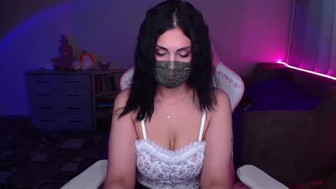 Snapshot of ashley__cooper__ chatting on February 26, 5:46 am Yasmina online show from February 26, 5:46 am