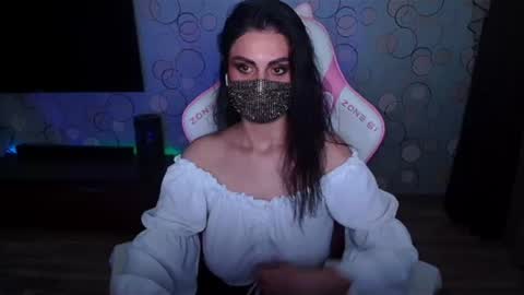   Yasmina   online show from June 26, 5:46 am
