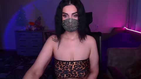 Snapshot of ashley__cooper__ chatting on January 15, 3:22 am Yasmina online show from January 15, 3:22 am
