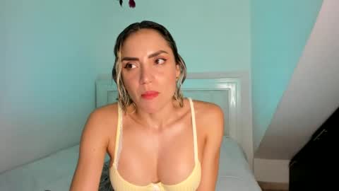 Snapshot of ashley_blair chatting on March 7, 7:16 pm ashley_blair online show from March 7, 7:16 pm