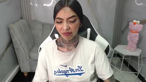 ashley_blum_v online show from October 7, 8:16 pm