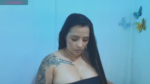 ashley_joyx_ online show from July 9, 3:43 am