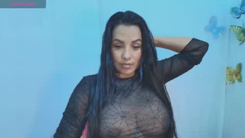 ashley_joyx_ online show from June 6, 3:56 am