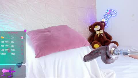 Ashley online show from March 8, 5:43 pm