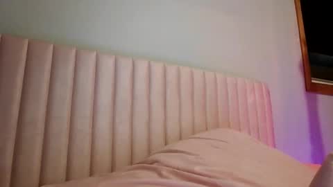 ashleymaddyyyy647935 online show from April 27, 5:49 am