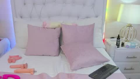 AshleyRoberh online show from October 10, 8:46 pm