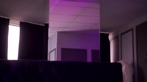 Ashley online show from November 4, 11:33 am