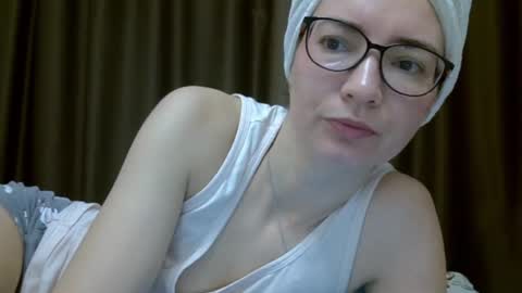 Ashley online show from December 6, 5:36 am