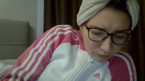 Ashley online show from December 2, 9:18 am