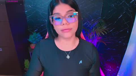 Ashleyy18   online show from September 27, 1:36 am