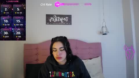 Snapshot of ashleyy_ls chatting on February 17, 3:36 am kylie online show from February 17, 3:36 am