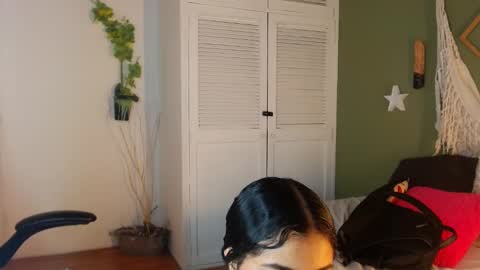 ashly online show from March 8, 8:46 pm