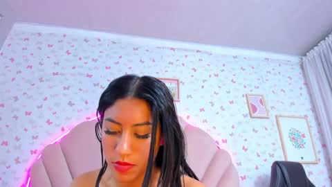 Ashly online show from December 23, 3:00 pm