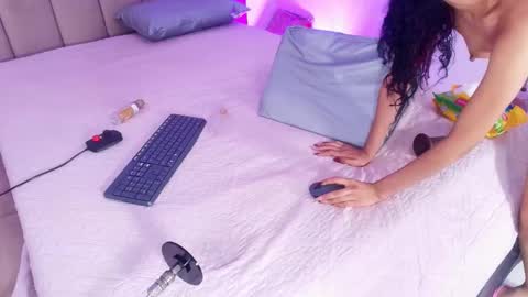 Ashly online show from February 12, 1:04 pm