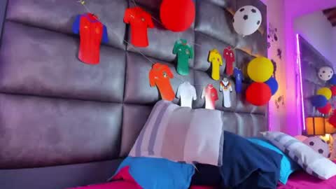 ashlymillerr_ online show from June 23, 8:37 pm
