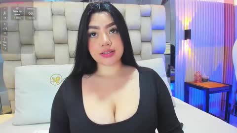 Snapshot of ashlyn_parker chatting on February 10, 3:57 am ashlyn online show from February 10, 3:57 am