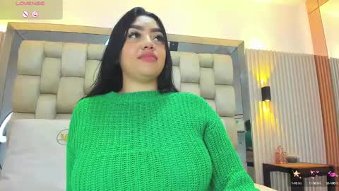 Snapshot of ashlyn_parker chatting on February 28, 11:23 pm ashlyn online show from February 28, 11:23 pm