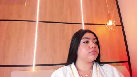 ashlyn online show from October 6, 8:37 pm