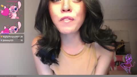 ASHLYNN online show from February 13, 6:09 am