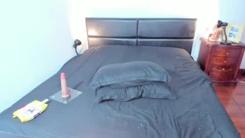 ashlyviper77 online show from March 29, 9:27 pm