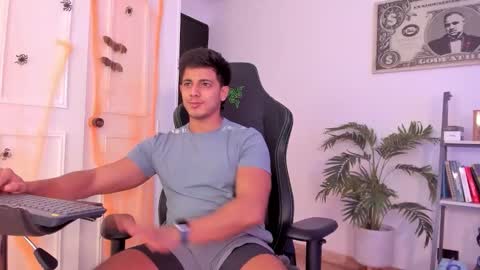 my name real is camilo online show from October 28, 5:19 am