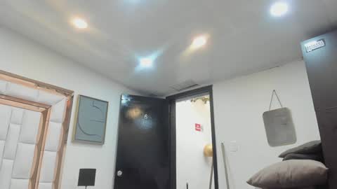Snapshot of asia_25_ chatting on February 1, 7:44 pm PAO online show from February 1, 7:44 pm