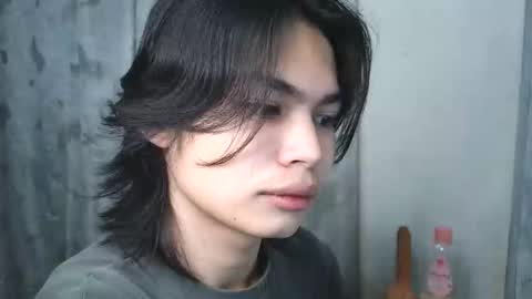 Snapshot of asian_babyboi chatting on September 15, 5:14 pm asian_babyboi online show from September 15, 5:14 pm