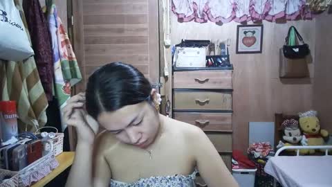 asian_llory online show from November 6, 1:19 am