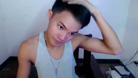 asian_lover05 online show from January 31, 8:17 pm