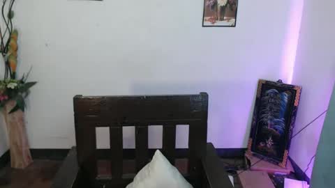 asian_lover05 online show from September 28, 5:44 pm