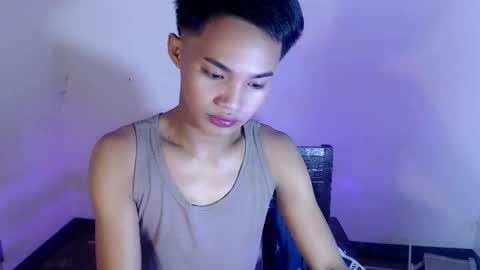 asian_lover05 online show from March 26, 6:57 pm