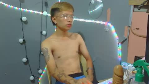 asian_macky online show from February 9, 3:48 pm