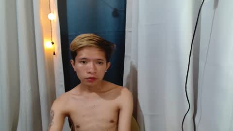 asian_macky online show from March 27, 4:19 pm