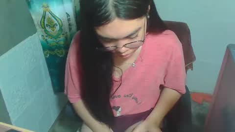 Snapshot of asian_rhean chatting on February 27, 5:40 am Rhean online show from February 27, 5:40 am
