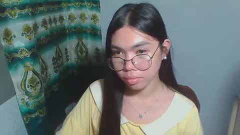 Snapshot of asian_rhean chatting on February 21, 5:42 pm Rhean online show from February 21, 5:42 pm