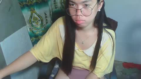 Snapshot of asian_rhean chatting on March 12, 5:38 pm Rhean online show from March 12, 5:38 pm