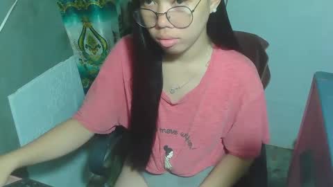 Snapshot of asian_rhean chatting on February 20, 11:09 am Rhean online show from February 20, 11:09 am