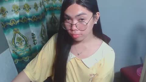 Snapshot of asian_rhean chatting on February 20, 9:20 pm Rhean online show from February 20, 9:20 pm