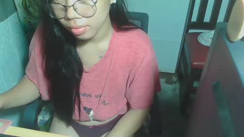 Snapshot of asian_rhean chatting on February 14, 9:53 pm Rhean online show from February 14, 9:53 pm