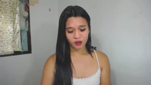 Yan online show from November 8, 6:33 pm