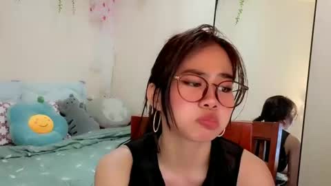 candy online show from December 16, 9:14 am