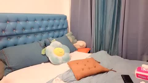 candy online show from January 4, 6:52 am