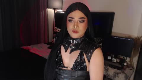 kylie online show from September 18, 9:13 am